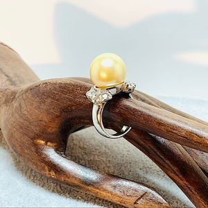 Vintage Glass Pearl Ring